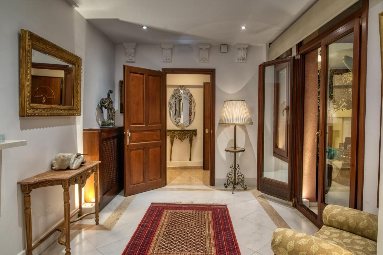 Farmaki Residence, Plaka เอเธนส์ ภายนอก รูปภาพ
