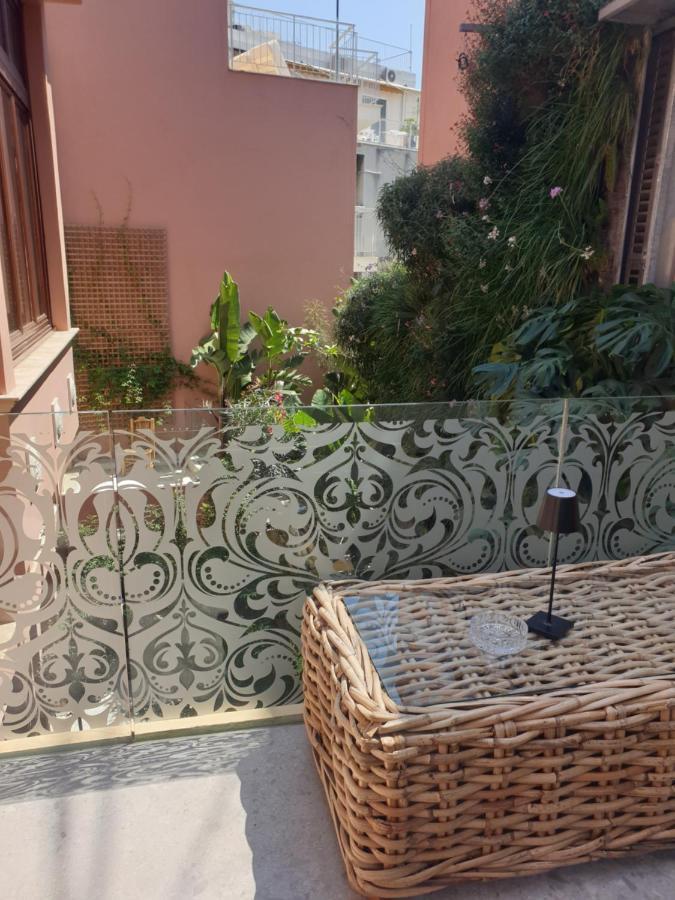 Farmaki Residence, Plaka เอเธนส์ ภายนอก รูปภาพ