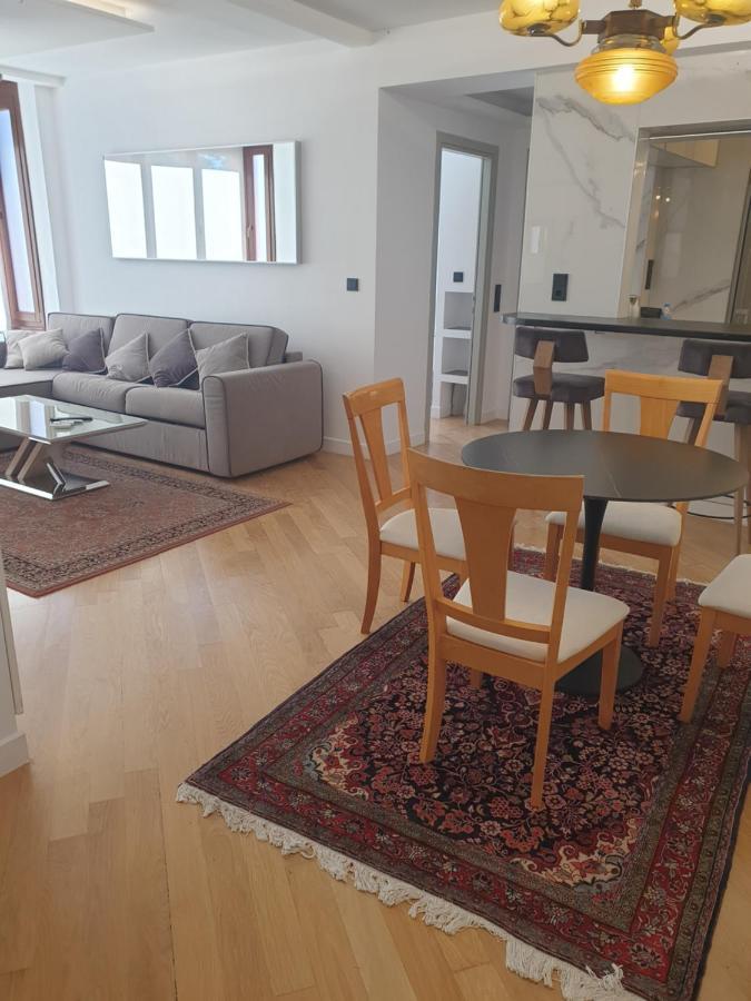 Farmaki Residence, Plaka เอเธนส์ ภายนอก รูปภาพ